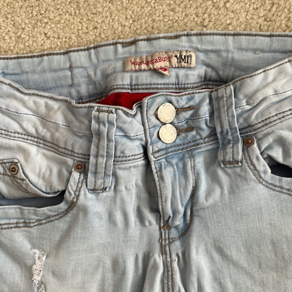 Jeans 🔴 - Picture 3 of 4